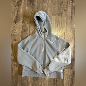 Vuori Quarter Zip Crop